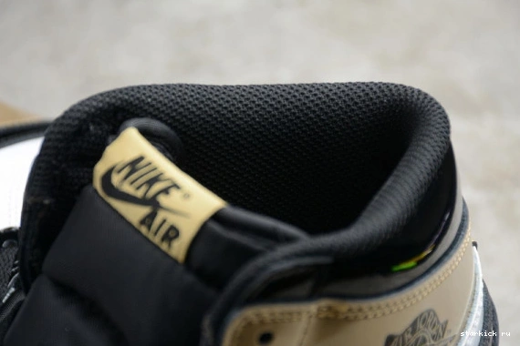 Retro Jordan  007 High Patent 861428 1 NRG 861428-007 Gold Toe 0317